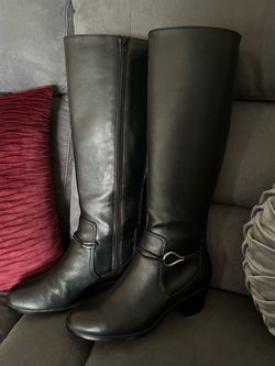 Beautiful Black Leather Boots