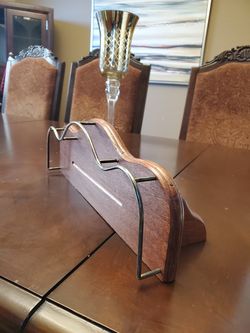 WOOD PICTURE FRAME HANGING STAND
