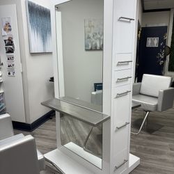 ** SALON/ BARBORSHOP SET 2 CHAIRS INCLUDED **