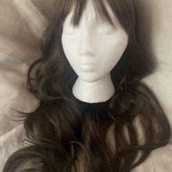 “Victoria 20” Full Wig