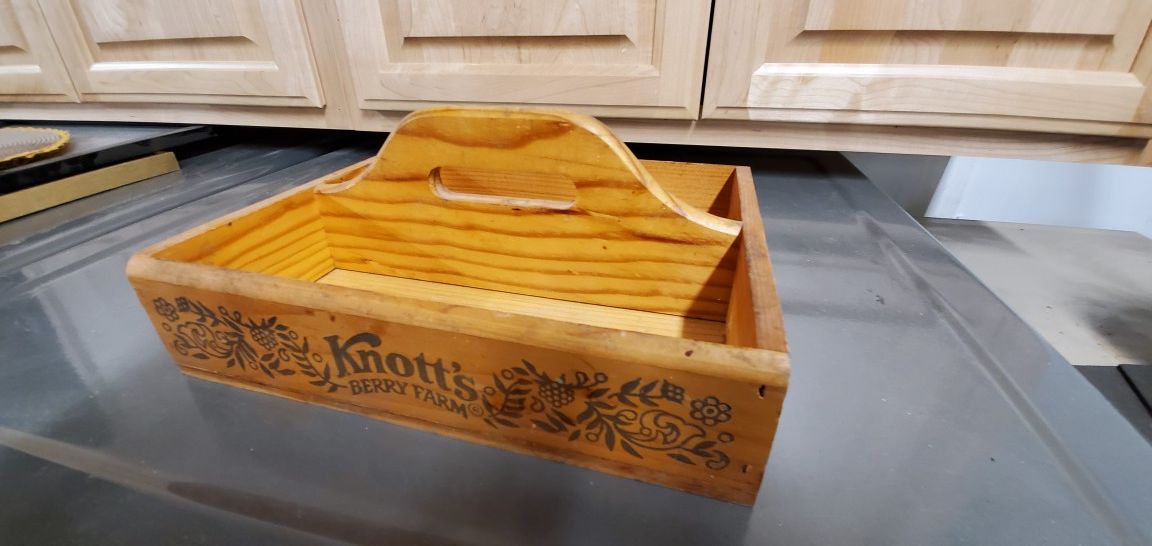 Knotts Berry farm tray.