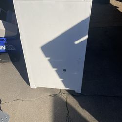 Sturdy Stand Up Sign
