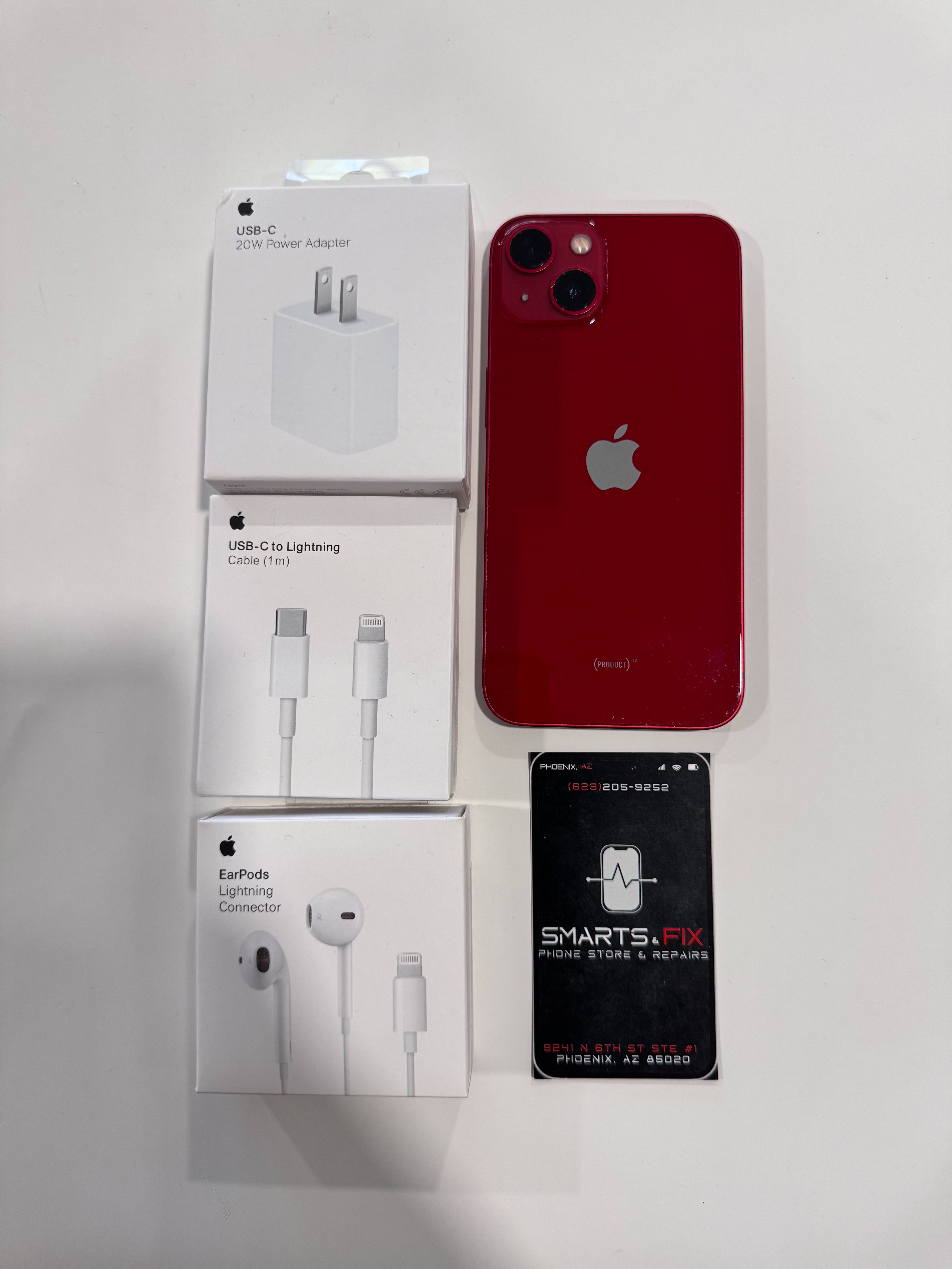 Apple iPhone 13 128 GB - Red (Unlocked) + Warranty