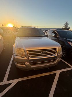 2010 Ford Explorer XLT
