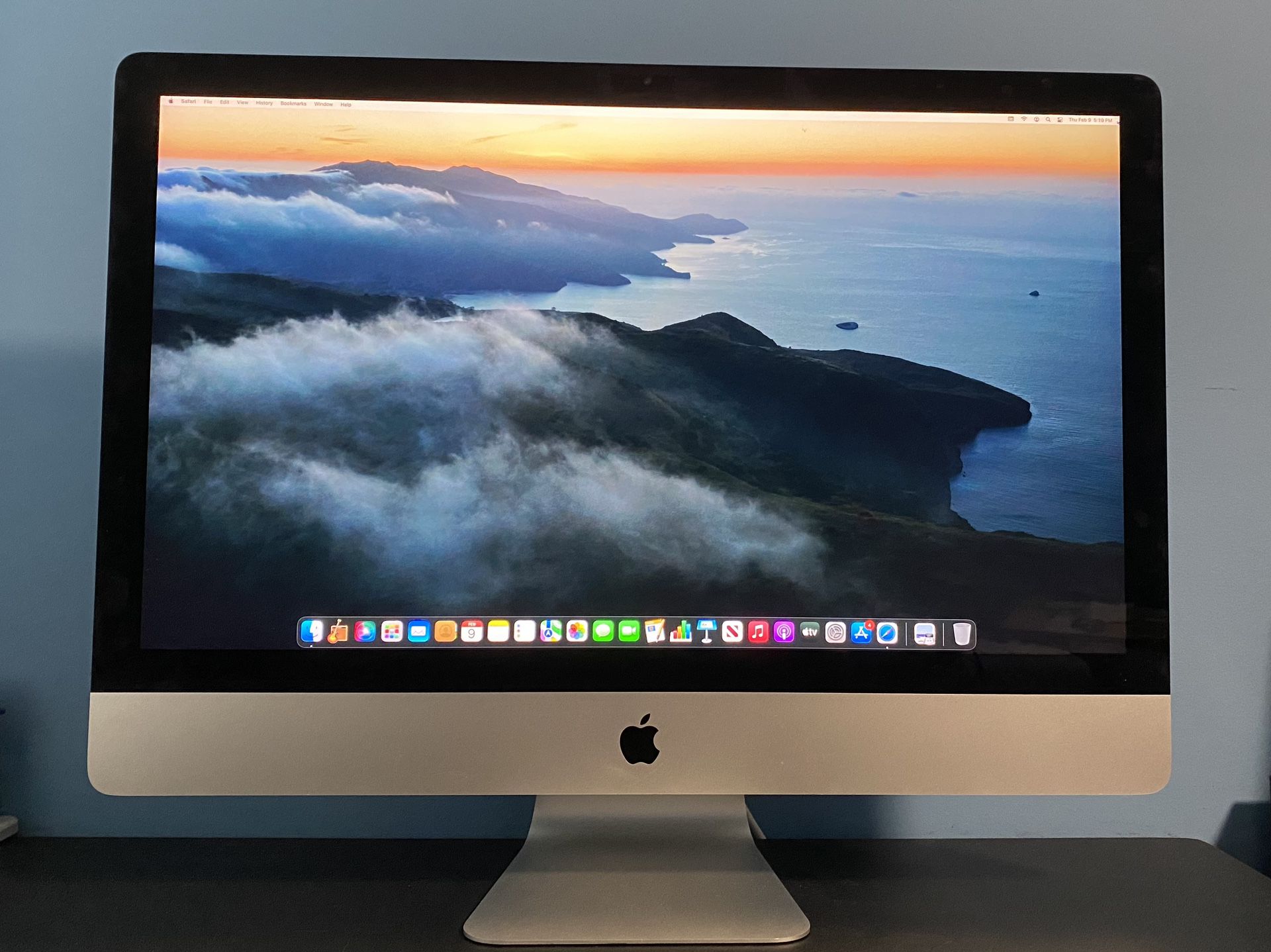Mac Computer   MacOS Monterey. Retina 5k, 27-inch, Late 2015