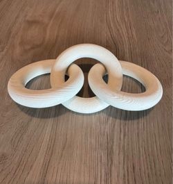 Modern White Decorative Chain Link Sculpture 8" L ×5"₩