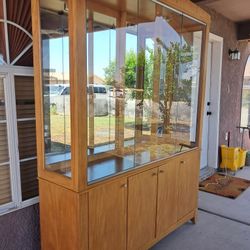 Ethan Allen Showcase