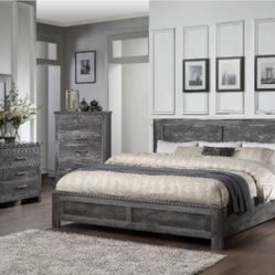 4 Pc Queen Bedroom Set