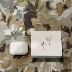 AirPods Pro 3 (Good Condition) 