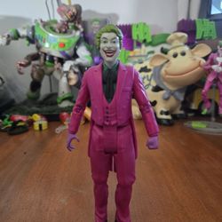 2021 McFarlane Toys DC Retro The Joker action figure