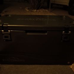 120 Qt Green Hard Cooler (Compare To Yeti/RTIC) But For Less $ Holds Ice For 2 Weeks! Bear proof And Lockable. 