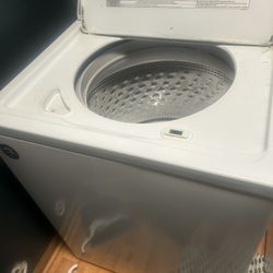 Whirlpool Washer And Dryer 
