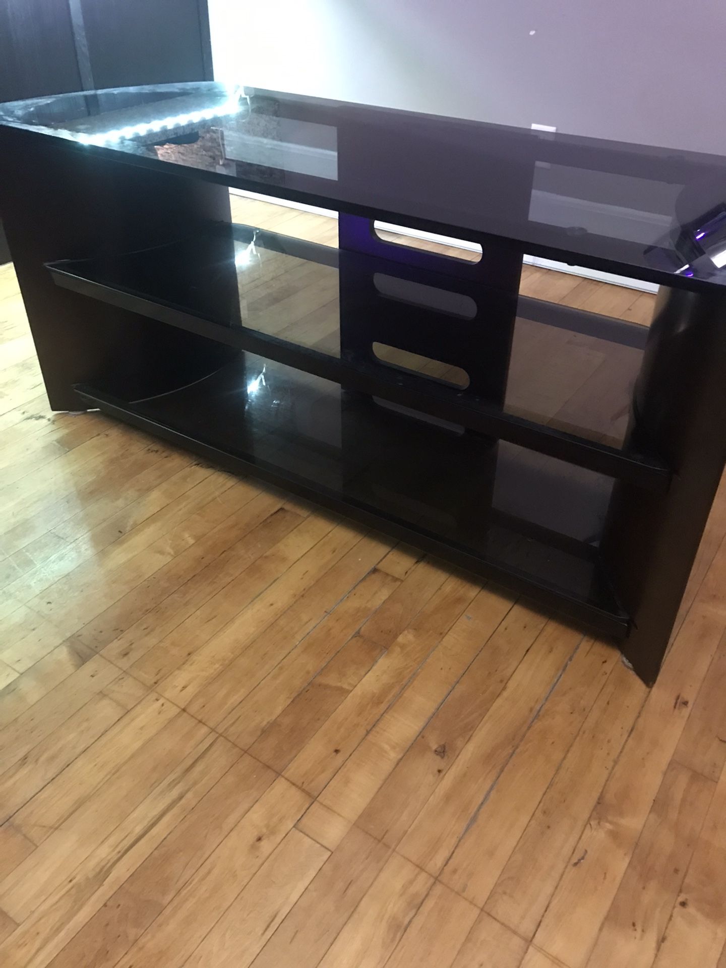 3-Level Wooden Entertainment Stand With 3 Glass Shelves