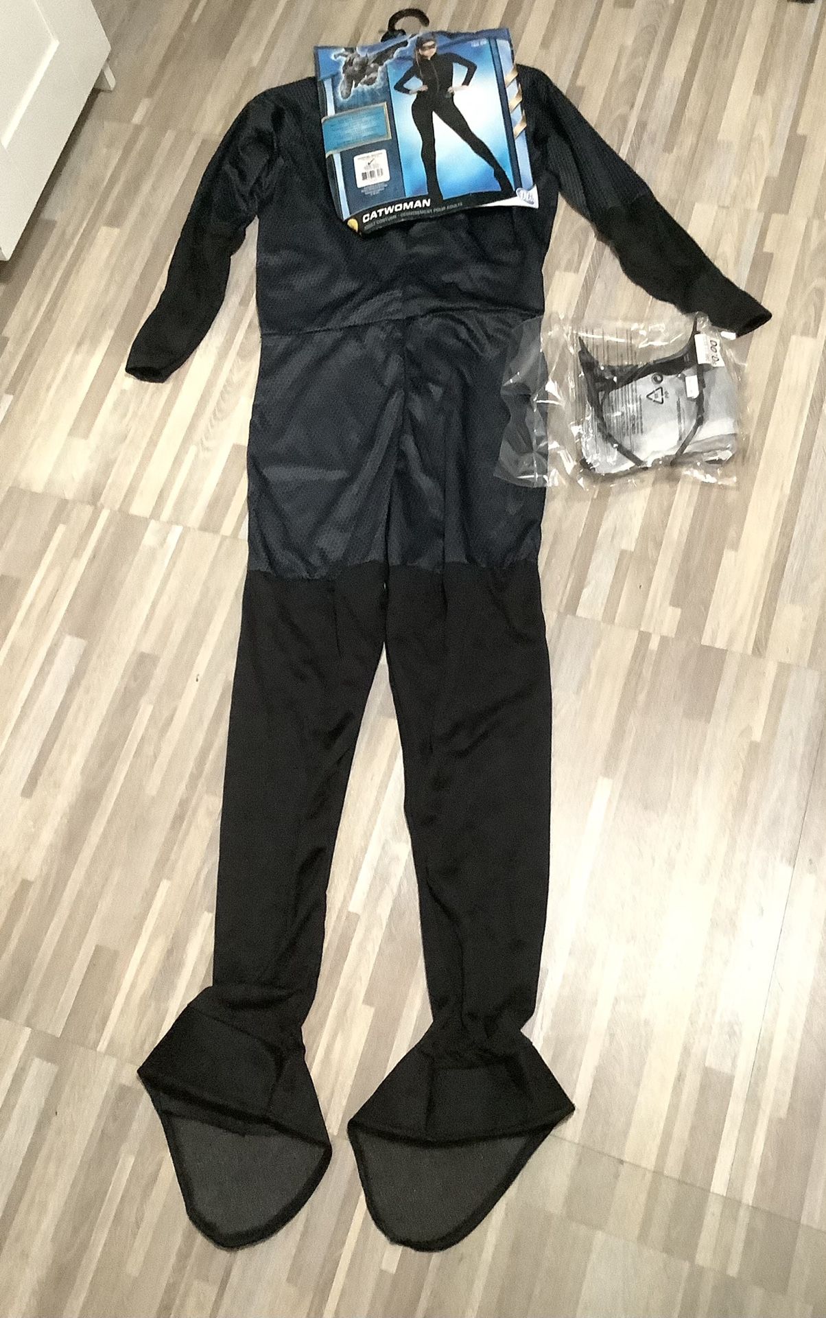 Batwoman Halloween Costume, Medium, Juniors