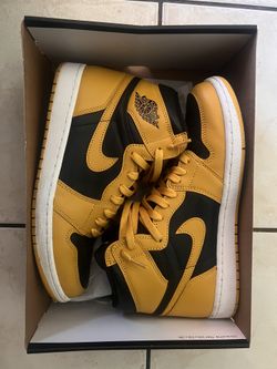 Jordan 1 Retro “Pollen”