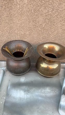 Bronze spitters