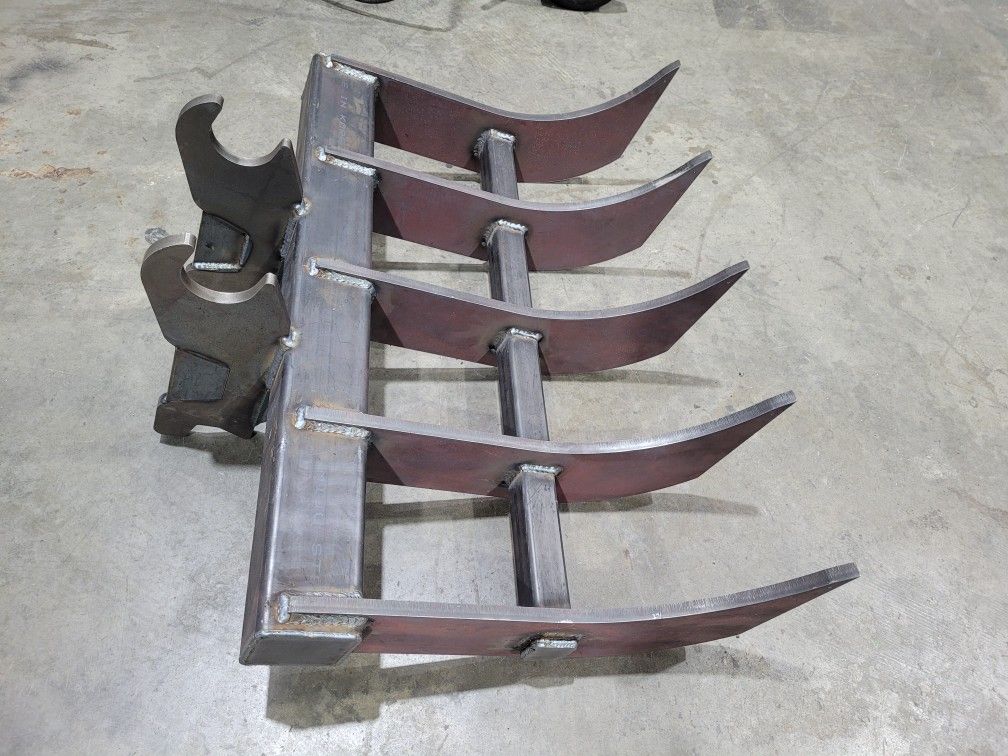 Kubota, John DEERE, EXCAVATOR land Rakes
