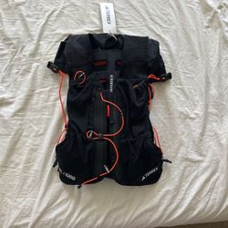 Adidas TERREX Speed hiking Backpack 15L 