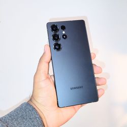 Samsung S25 Ultra 256GB Unlocked in excellent condition - On special cash deal $849 🤩✅ (payments options are available)