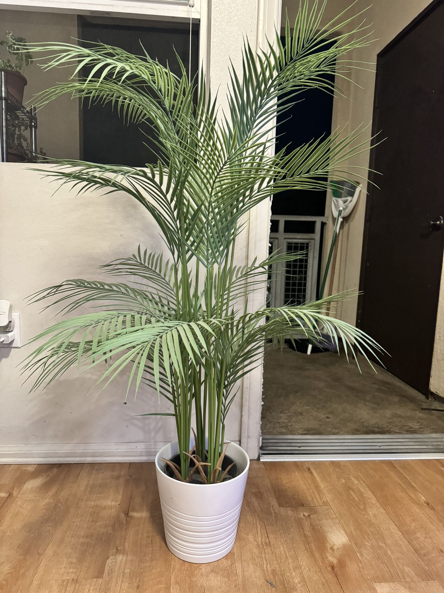 Faux Palm Plant 