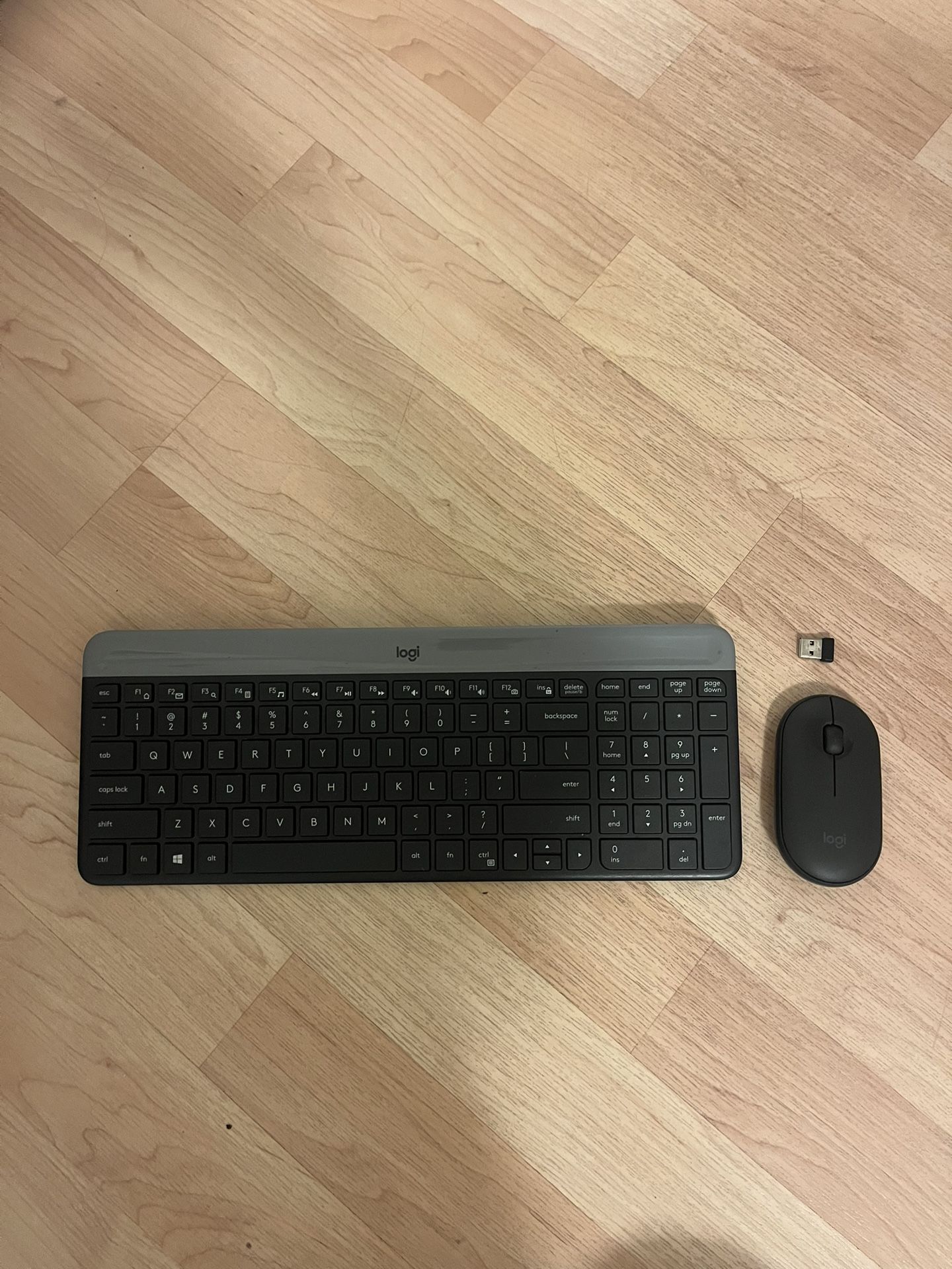 Logi Wireless Keyboard And Mouse