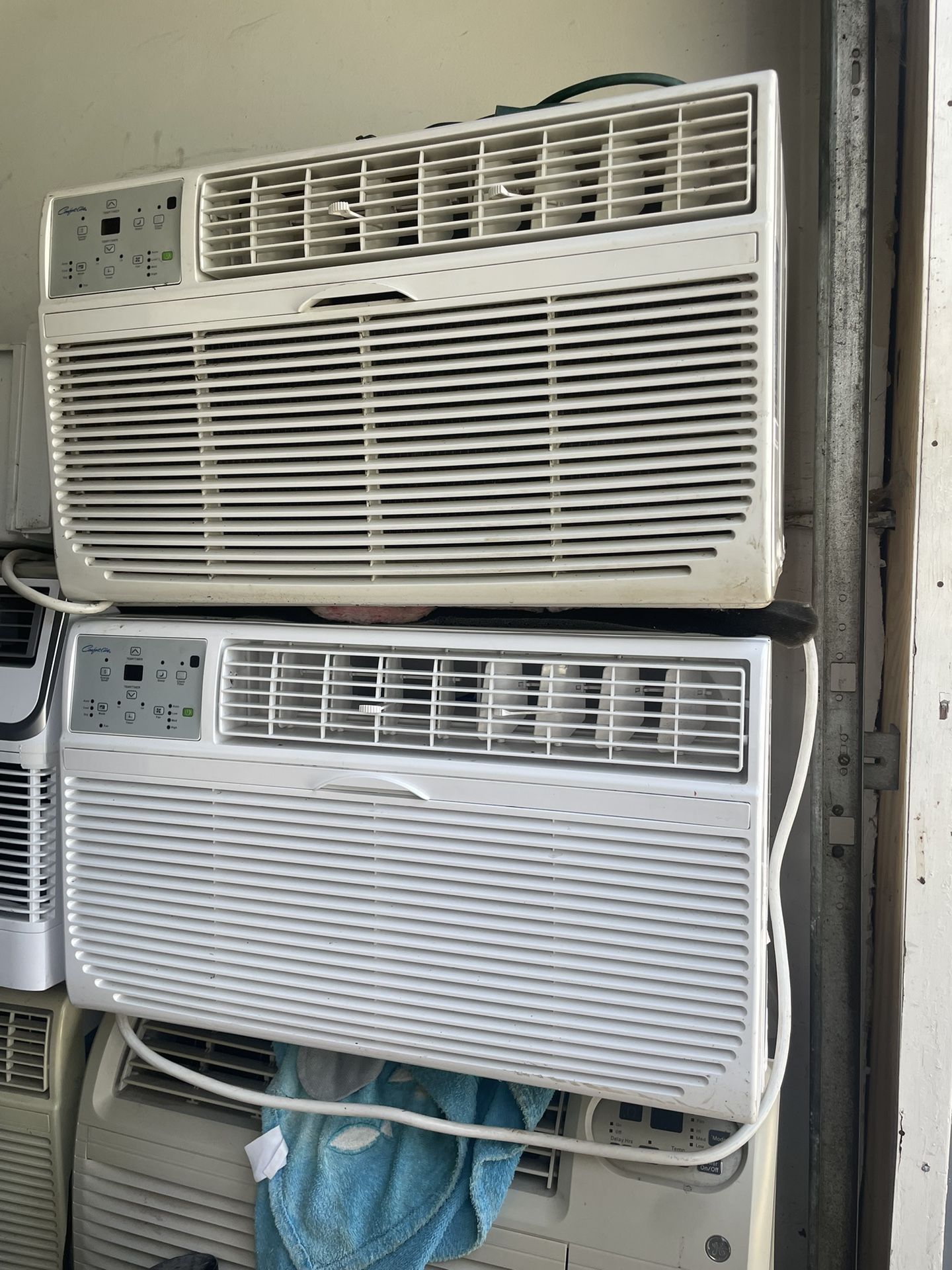 Used Air Conditioners 220vlt Each One