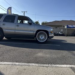24” Wheels And Tires For Chevy GMC Cadillac
