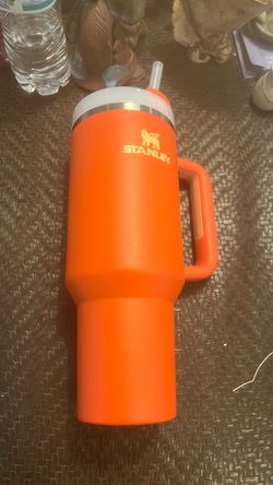 STANLEY Quencher H2.0 Flow State Tumbler, 40 oz, Tigerlily