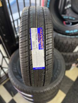 225-75-16C 10ply thunderer ranger tire 🛞