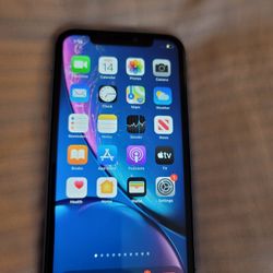 Unlocked IPhone XR 64gb 