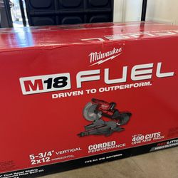 Milwaukee M18 10” Miter Saw Kit