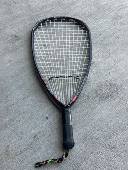 Tennis racquet