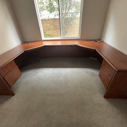 Free Large Corner Office Desk (Solid Wood)