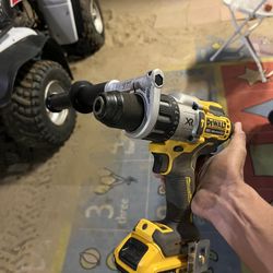 DeWALT Drill 