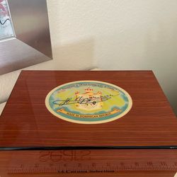 Lacquer ed- Wood Cigar Humidor Box - three levels of trays inside.