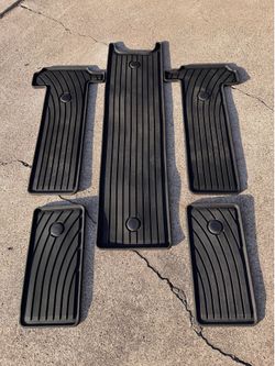 Toyota Sienna OEM all weather floor mats