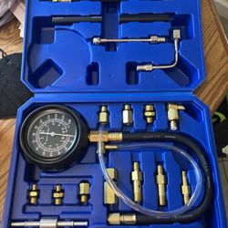 Orion Motor Tech Fuel Pressure Gauge - 0-140psi Fuel Gauge with Hoses & Adapters, Gasoline Pressure Tester