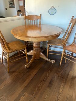 Kitchen table