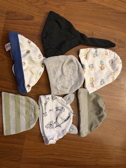 Baby hats 0-3 months