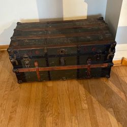 Antique HHE Travel Trunk 
