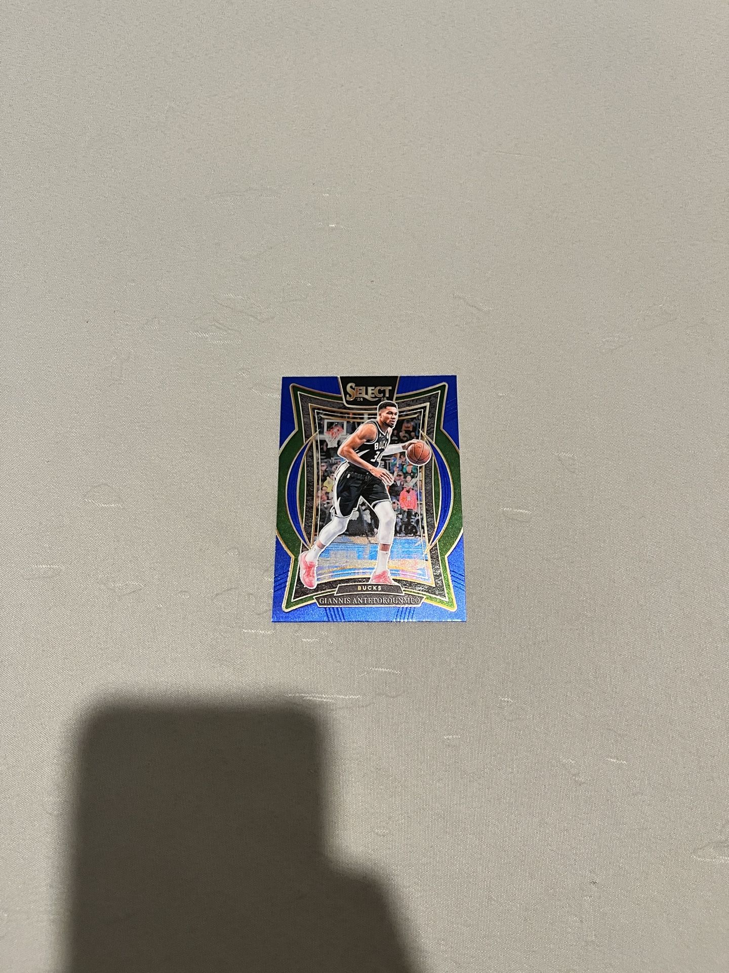 GIANNIS Antetokounmpo NBA Card