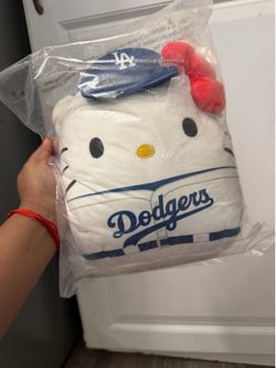 Dodger hello kitty squishmellow