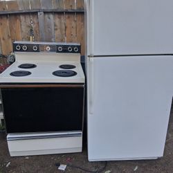 FRIDGES AND STOVE ALL 3 FOR $150 OR $75  A PIECE