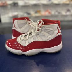 Air Jordan 11 Cherry Size 9 $150