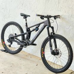 UPGRADED 2018 SANTA CRUZ 5010 CC S KIT WITH CARBON WHEELS AND XX1 AXS ELECTRONIC DRIVETRAIN SIZE S