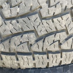 Nexen Roadian AT Tires 275 65 R18