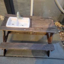 Kids Picnic And Activity Table