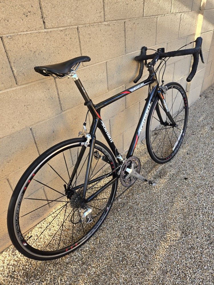 Scattante CFR Road Racing  Bike Like New 56cm Ultegra Full Carbon