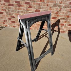 Folding Sawhorse
