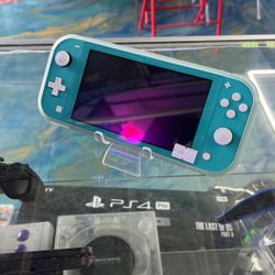 Nintendo Switch Lite *TRADE IN YOUR GAMES, POKÉMON/MTG, CONSOLES FOR CREDIT*